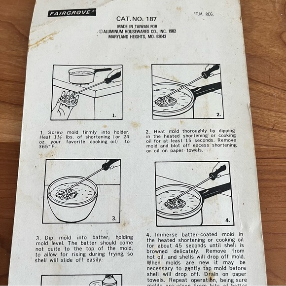 Vintage '82 Fairgrove Aluminum Patti Shell Molds #187 Butterfly Flower Suits NOS - Picture 6 of 6